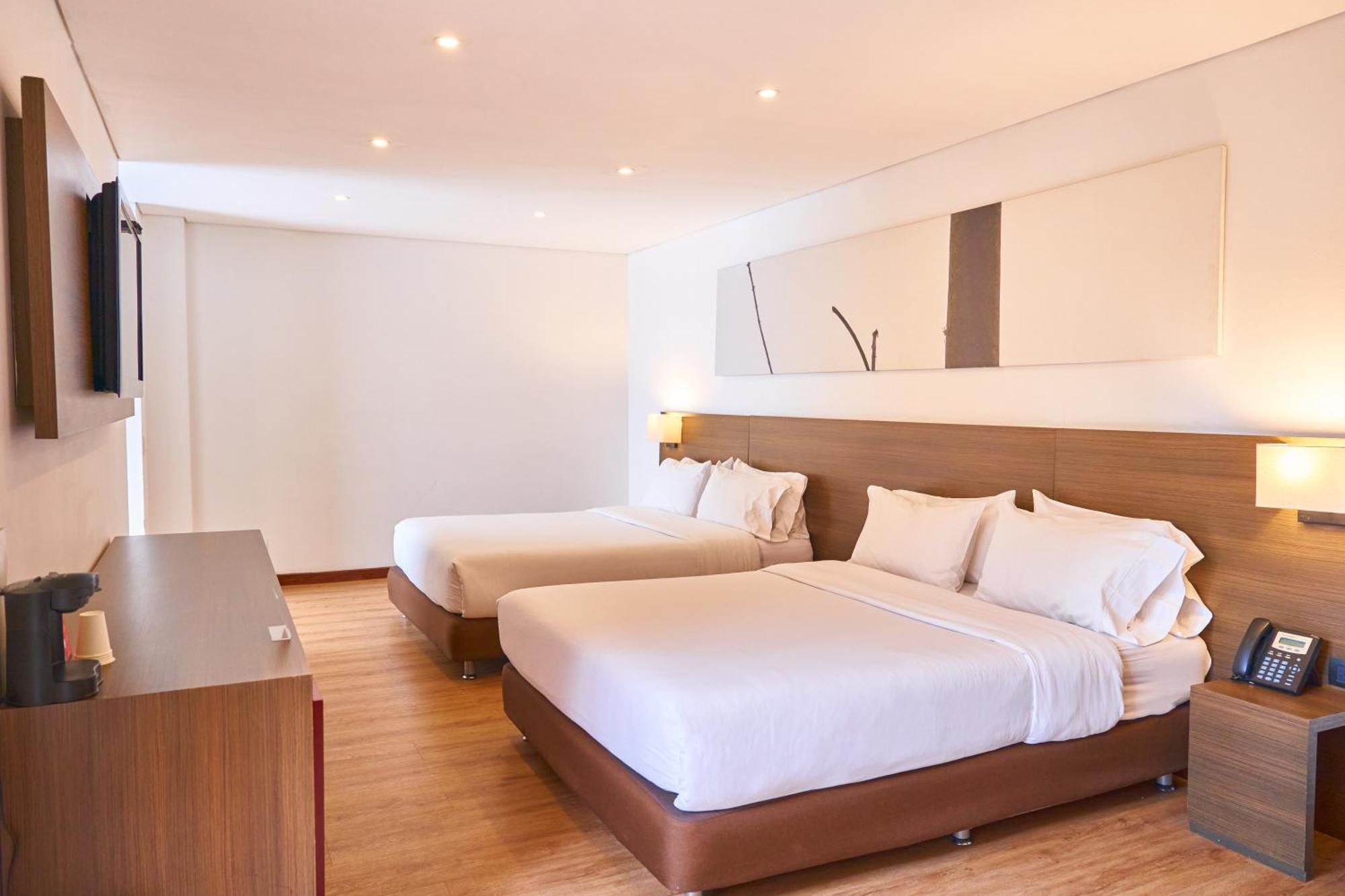 84 Dc Bogota Hotel Kültér fotó