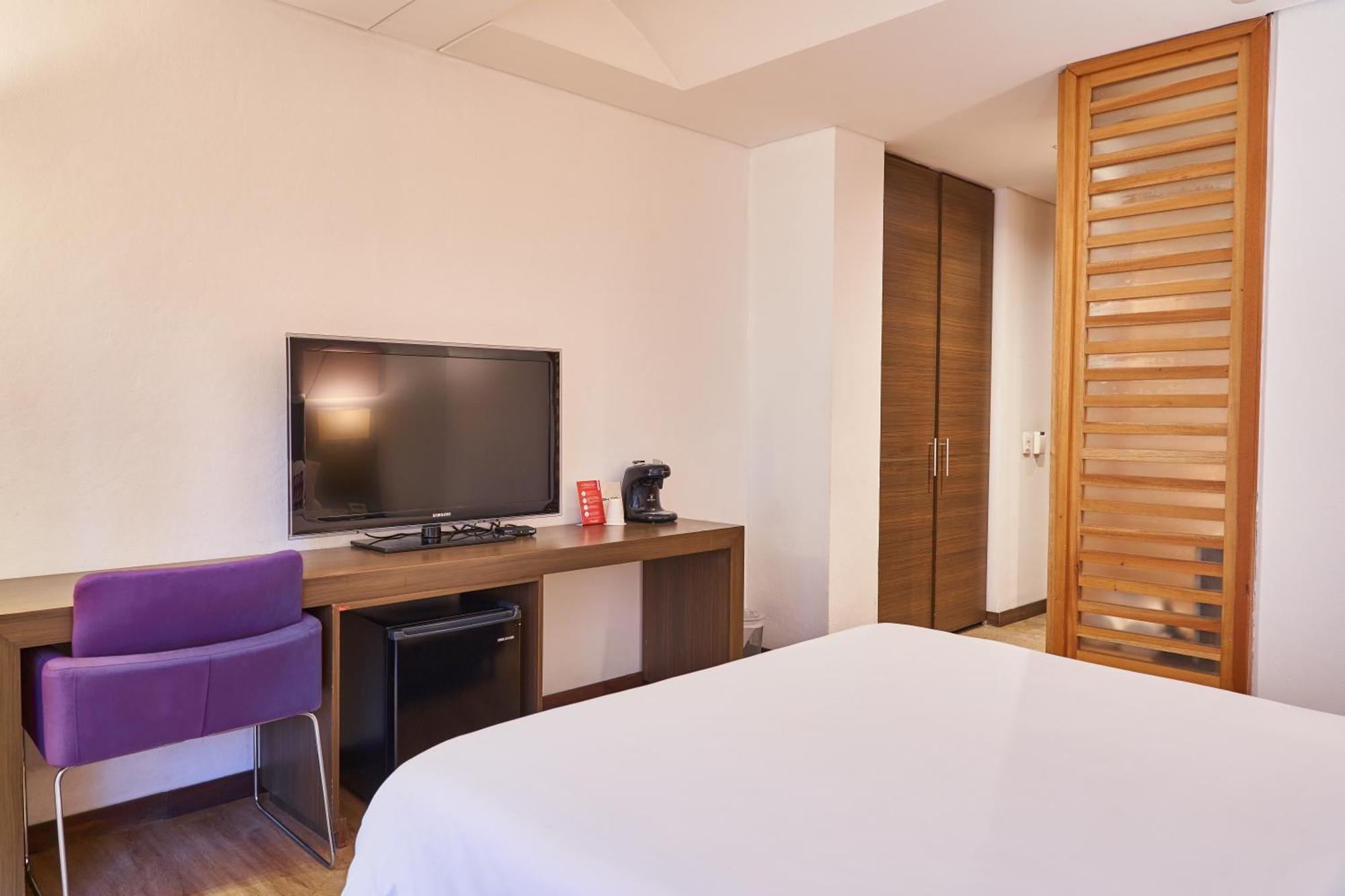 84 Dc Bogota Hotel Kültér fotó