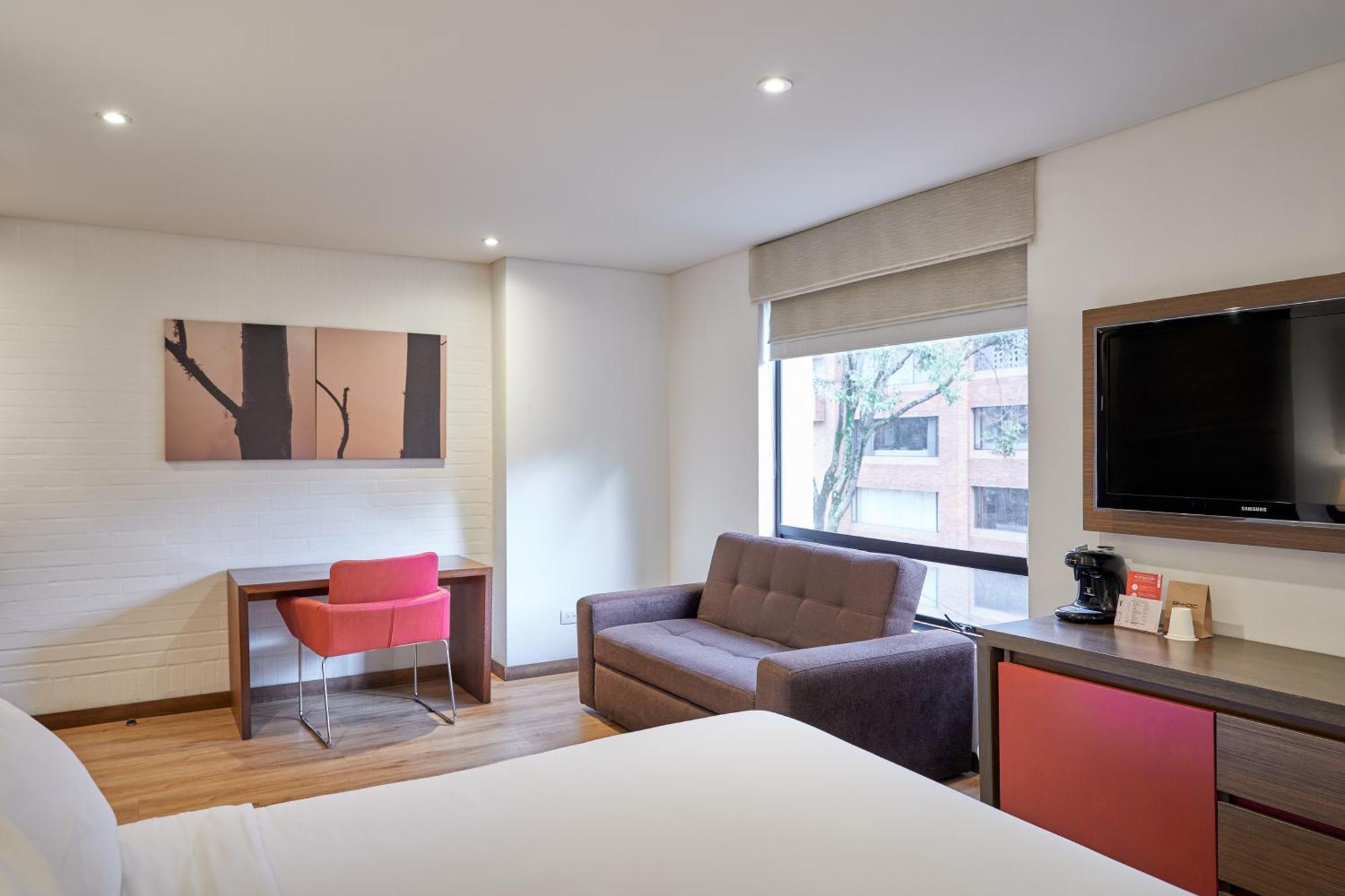84 Dc Bogota Hotel Kültér fotó