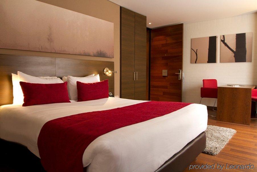 84 Dc Bogota Hotel Szoba fotó